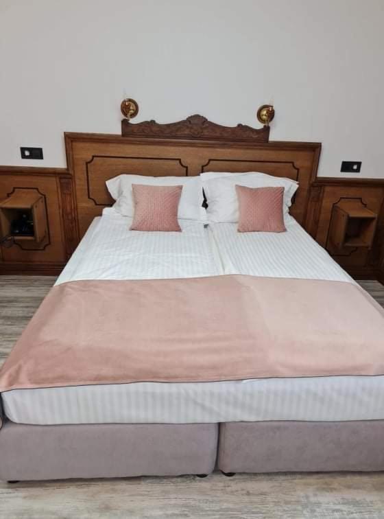 Chuchura Family Hotel Копривштица Экстерьер фото
