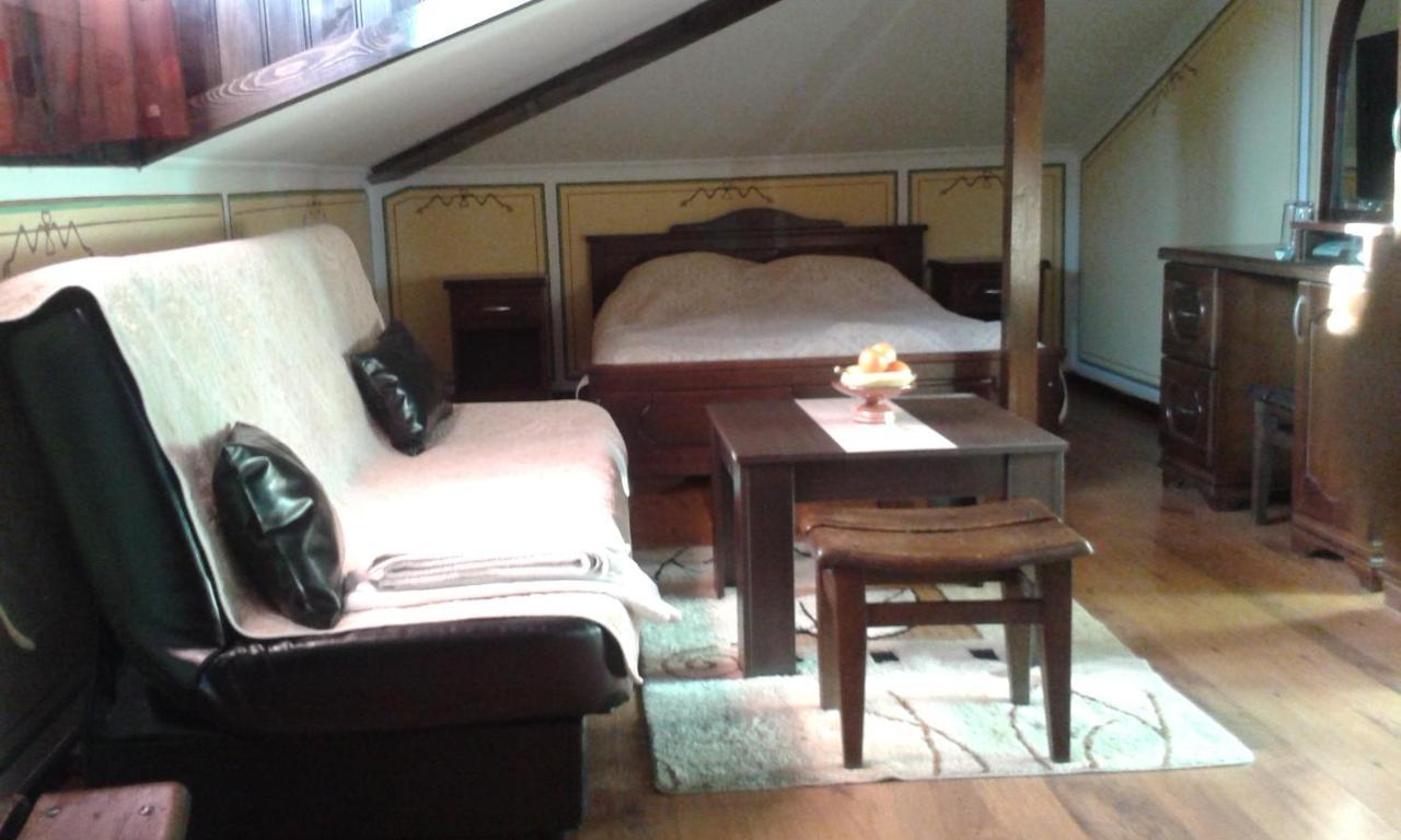 Chuchura Family Hotel Копривштица Экстерьер фото