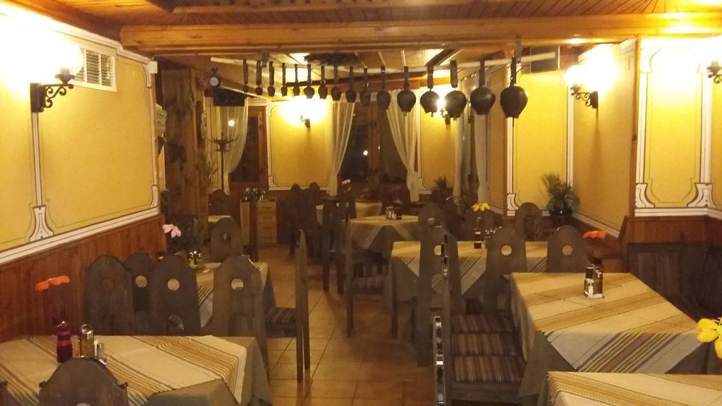 Chuchura Family Hotel Копривштица Экстерьер фото