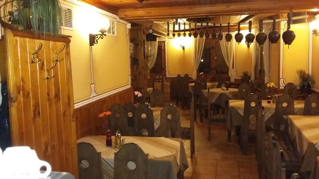Chuchura Family Hotel Копривштица Экстерьер фото