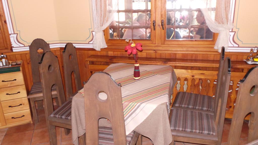 Chuchura Family Hotel Копривштица Экстерьер фото